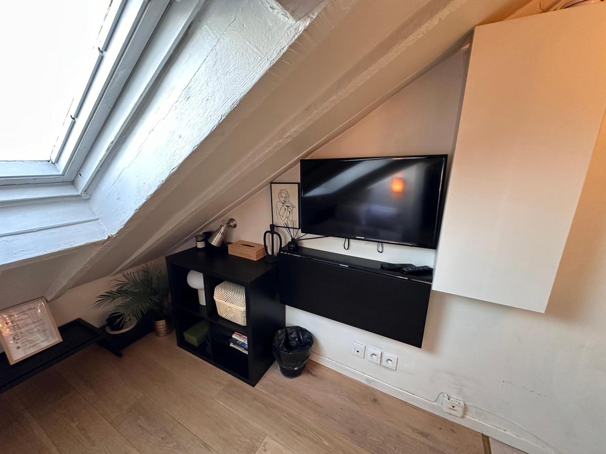Apartamento Marais Rooftop Studio - Metro Filles Du Calvaire París Exterior foto